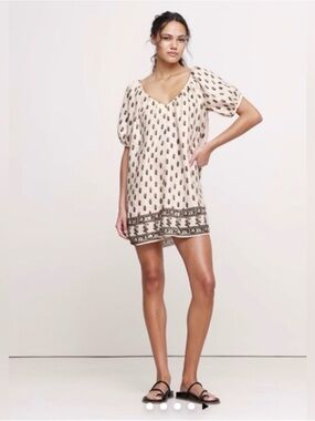 Banana Republic Cream Printed V‑Neck Puff Sleeve Mini Dress
